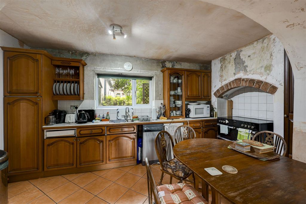 Property photo 2 of 21 Kitchen Diner