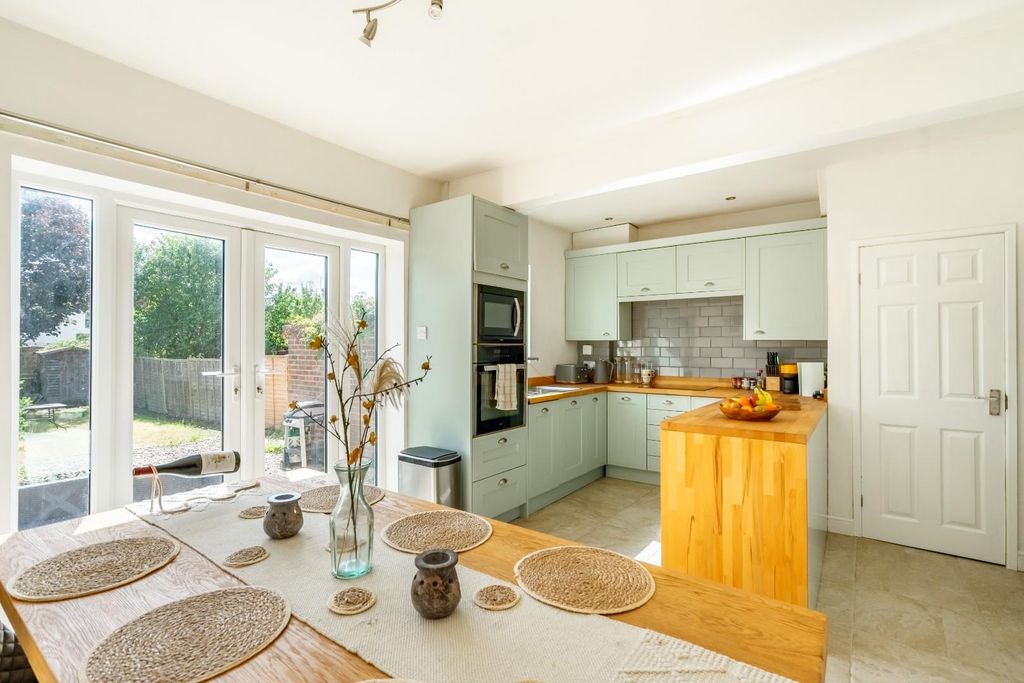 Property photo 3 of 17 107Bl-9.Jpg