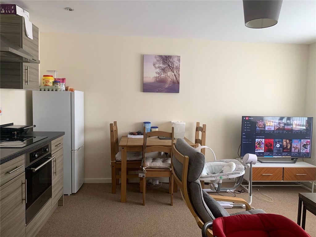 Property photo 3 of 17 Picture No. 08