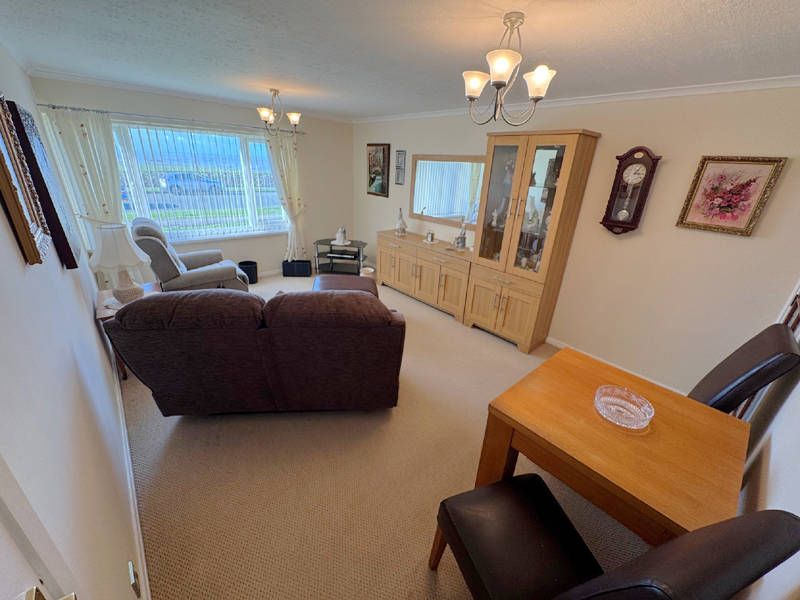 Property photo 2 of 21 Lounge Diner