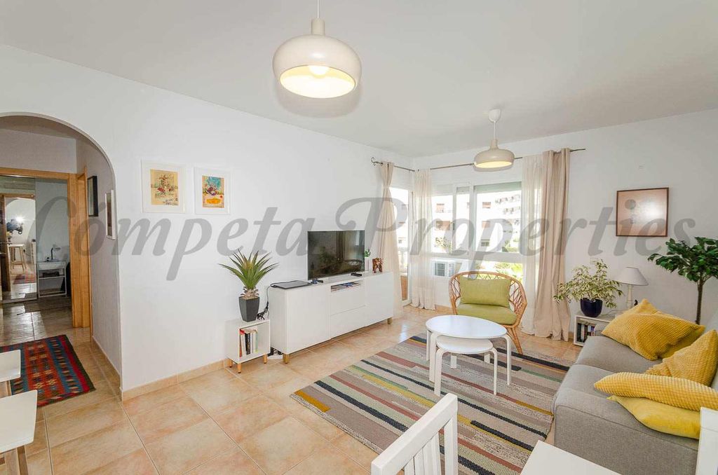 Property photo 3 of 15