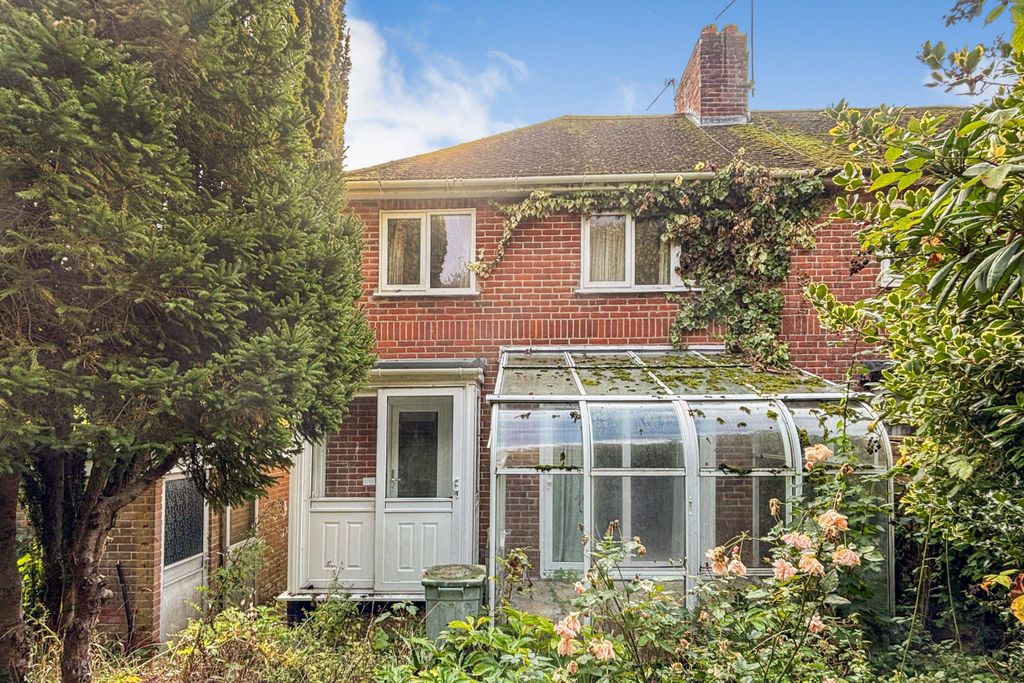 Property photo 2 of 11 15 Downs Road, Canterbury, Kent, Ct2 7Ay