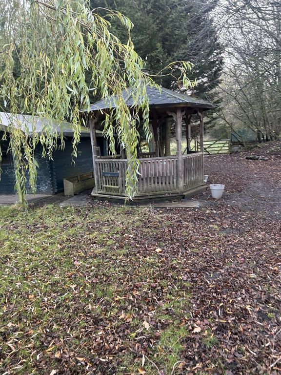 Property photo 3 of 8