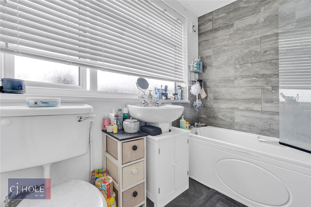 Property photo 3 of 12 Picture No. 07