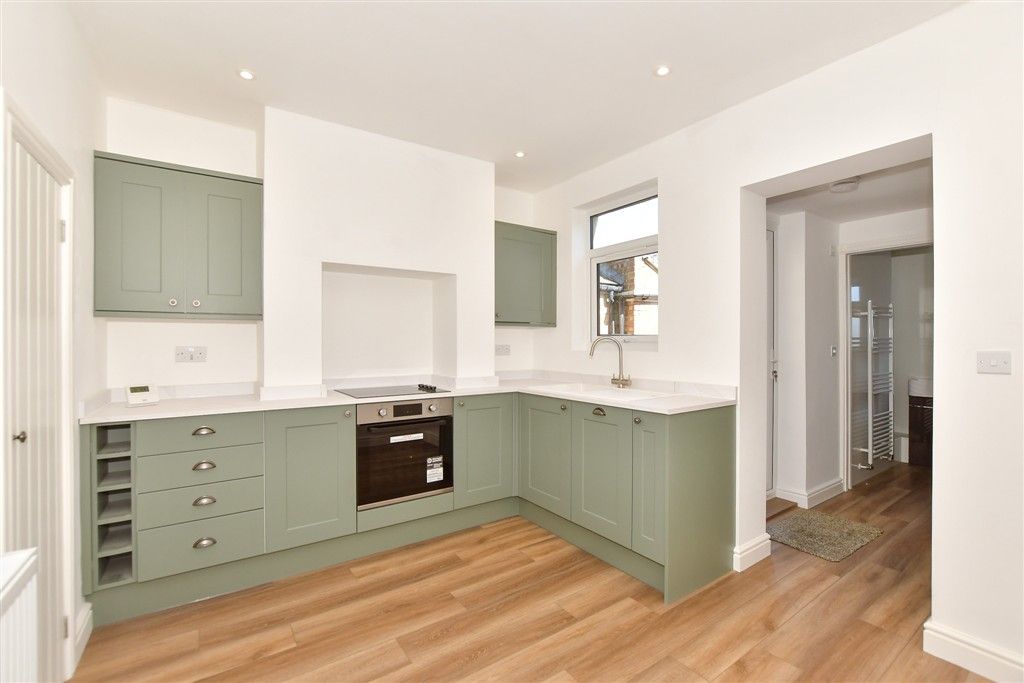 Property photo 2 of 16 Kitchen/Diner