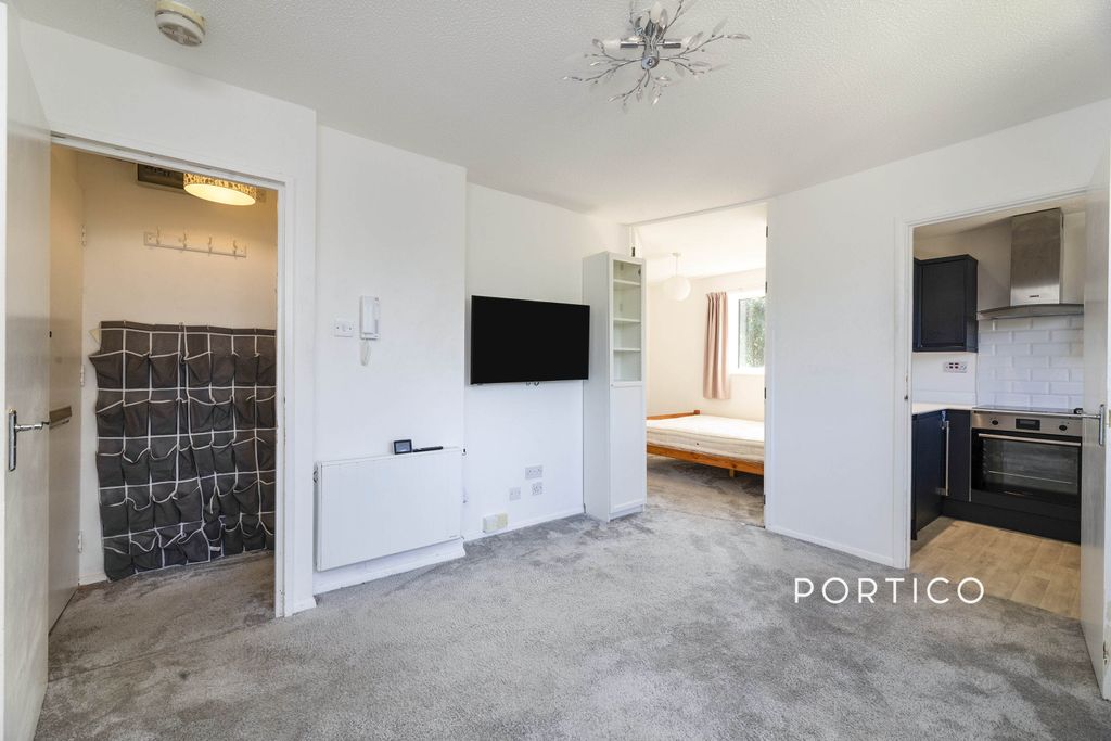 Property photo 3 of 10 Reception Pic 2