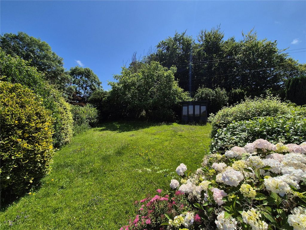 Property photo 2 of 23 Picture No. 36