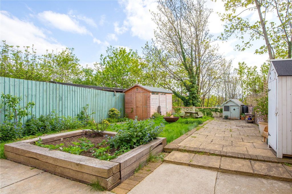 Property photo 3 of 19 Picture No. 22