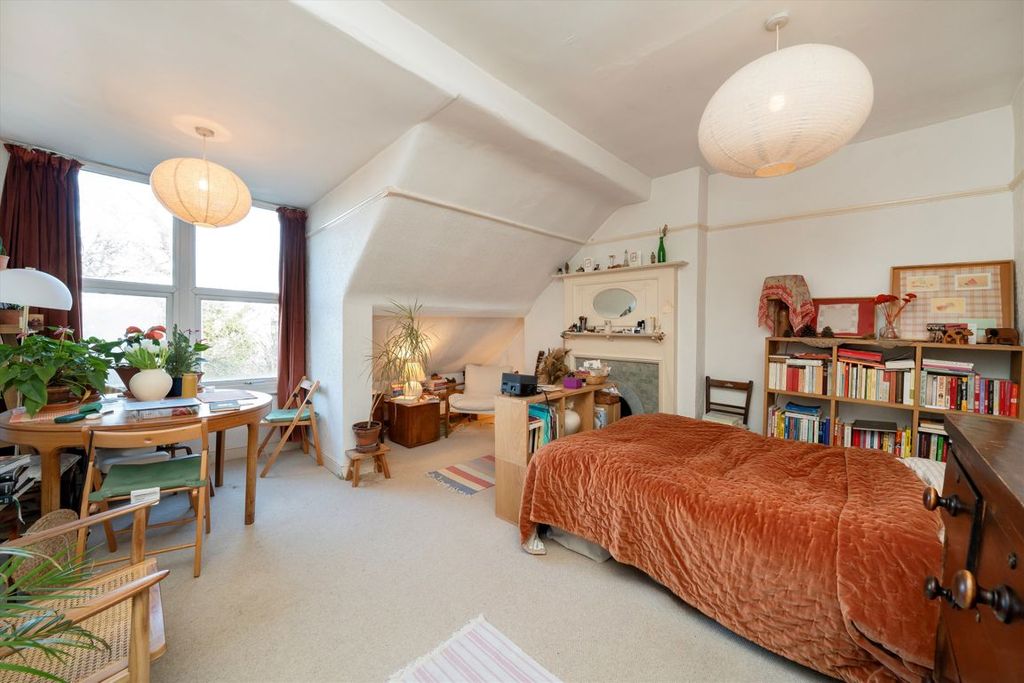 Property photo 2 of 4