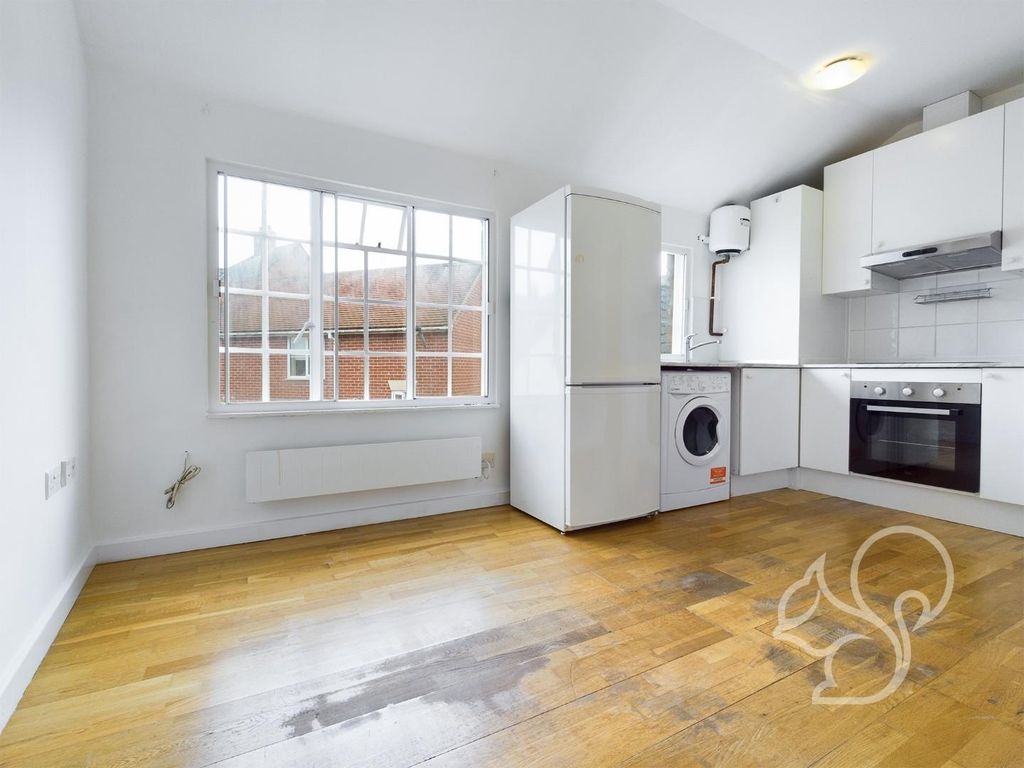 Property photo 2 of 7 Cam01254G0-Pr0036-Still003.Jpg