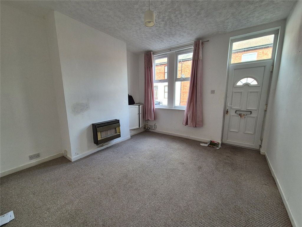 Property photo 2 of 16 Picture No. 01