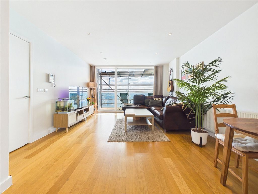 Property photo 2 of 31 Picture No. 42