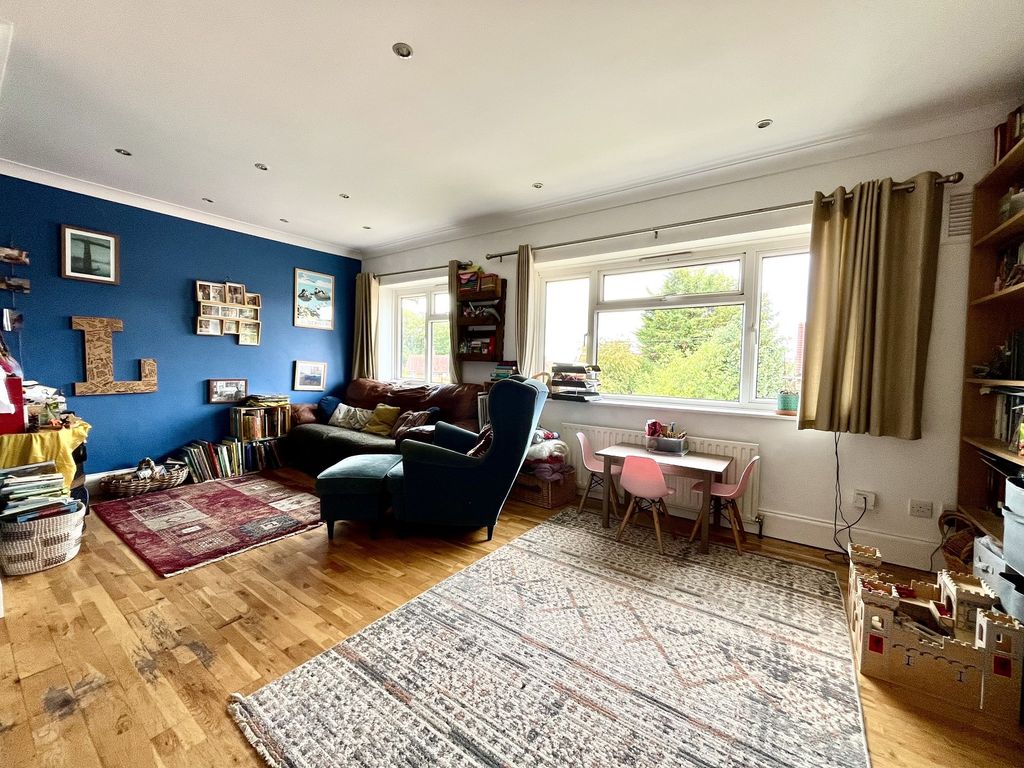 Property photo 2 of 8 Not Specified