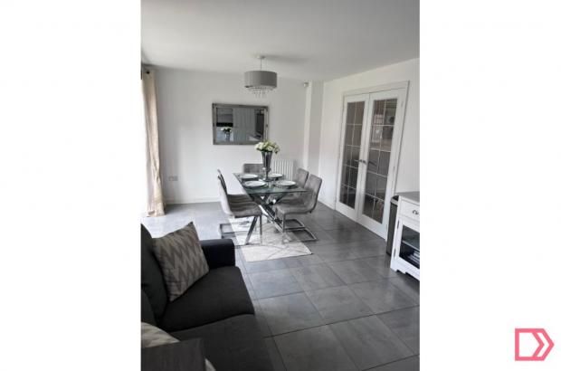 Property photo 3 of 10 Dining Room.Jpg