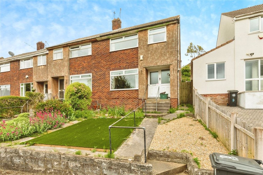 Property photo 1 of 19 Picture No. 05