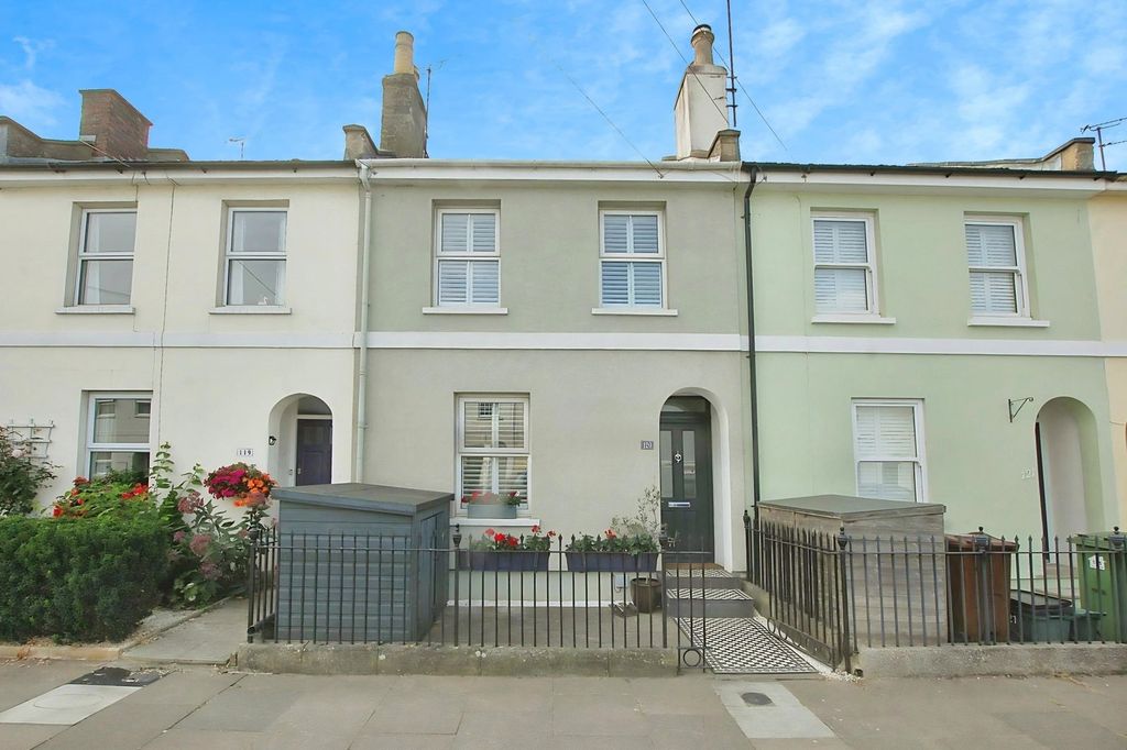 Property photo 1 of 23