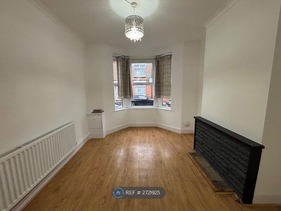 Property photo 3 of 18