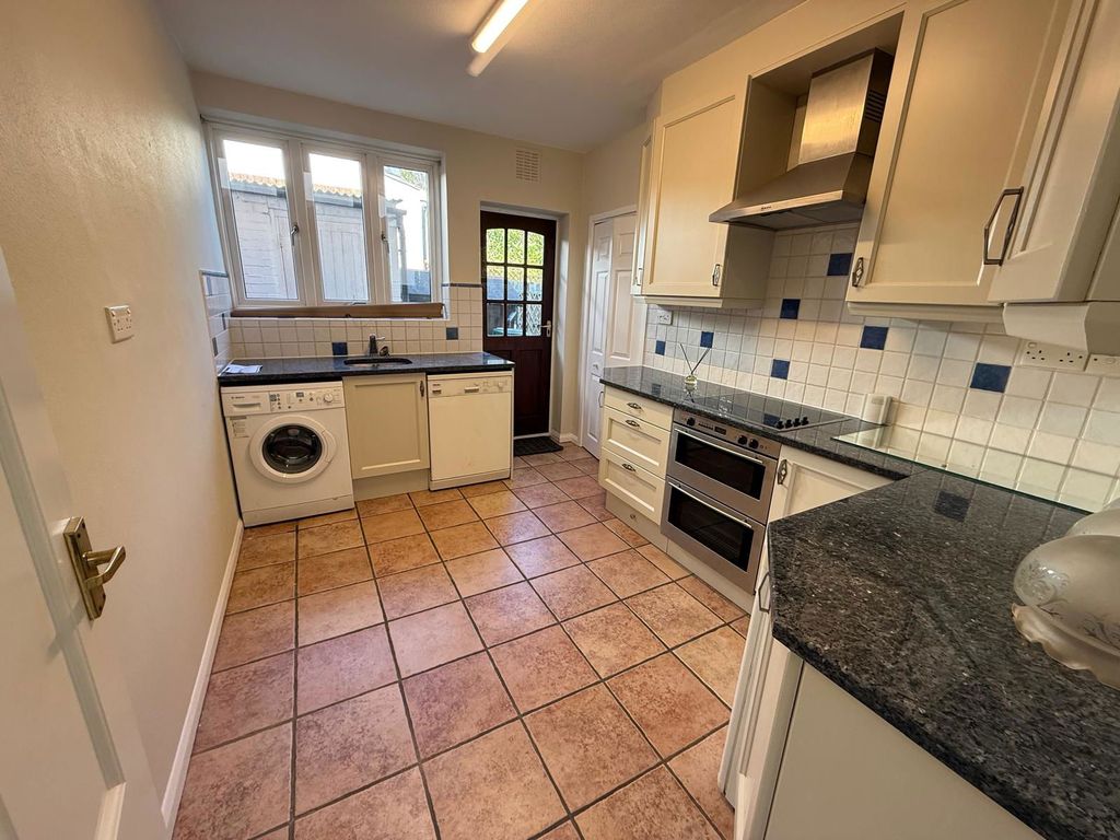 Property photo 3 of 16