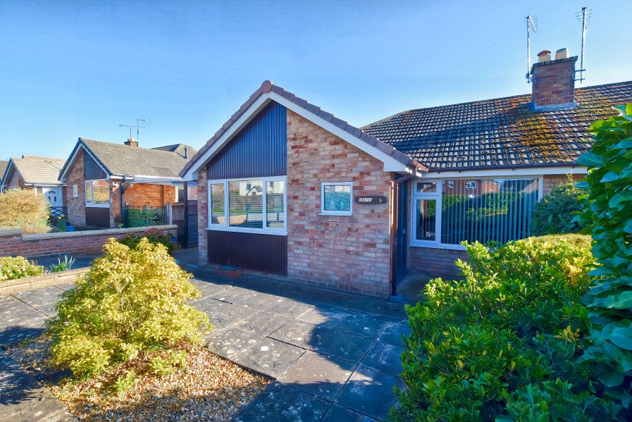 Property photo 1 of 14 Front Aspect 1