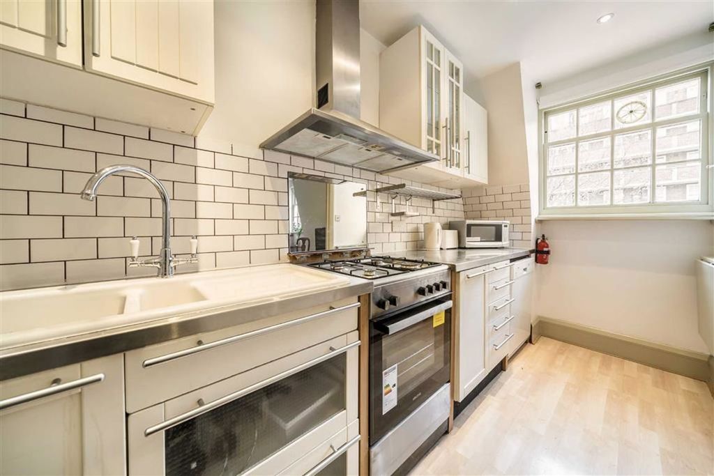 Property photo 3 of 4