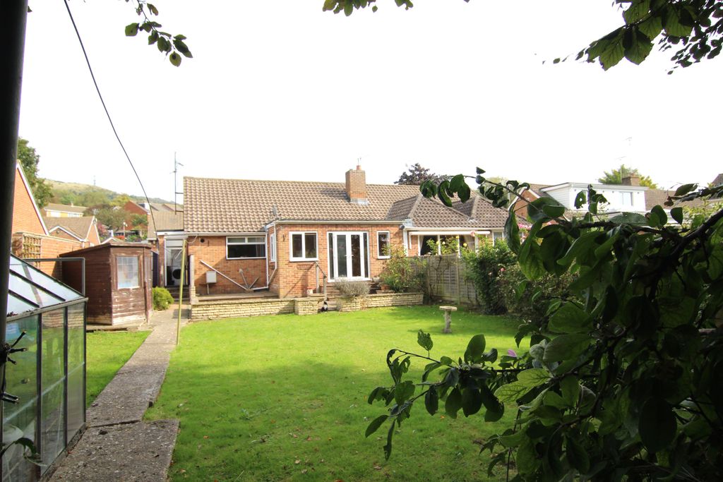 Property photo 2 of 16