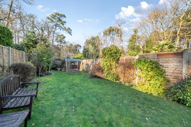 Property photo 2 of 21 Garden View