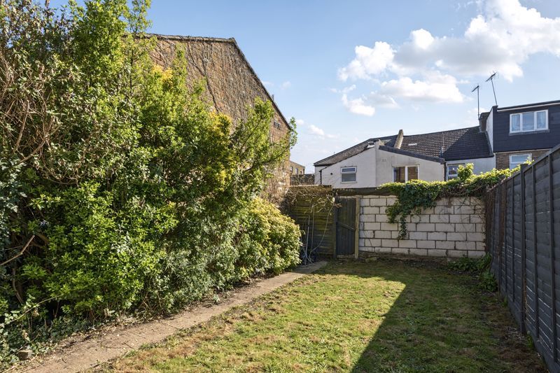 Property photo 2 of 16 Photo 9