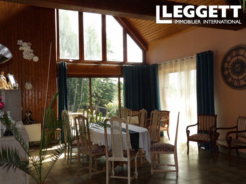 Property photo 3 of 10