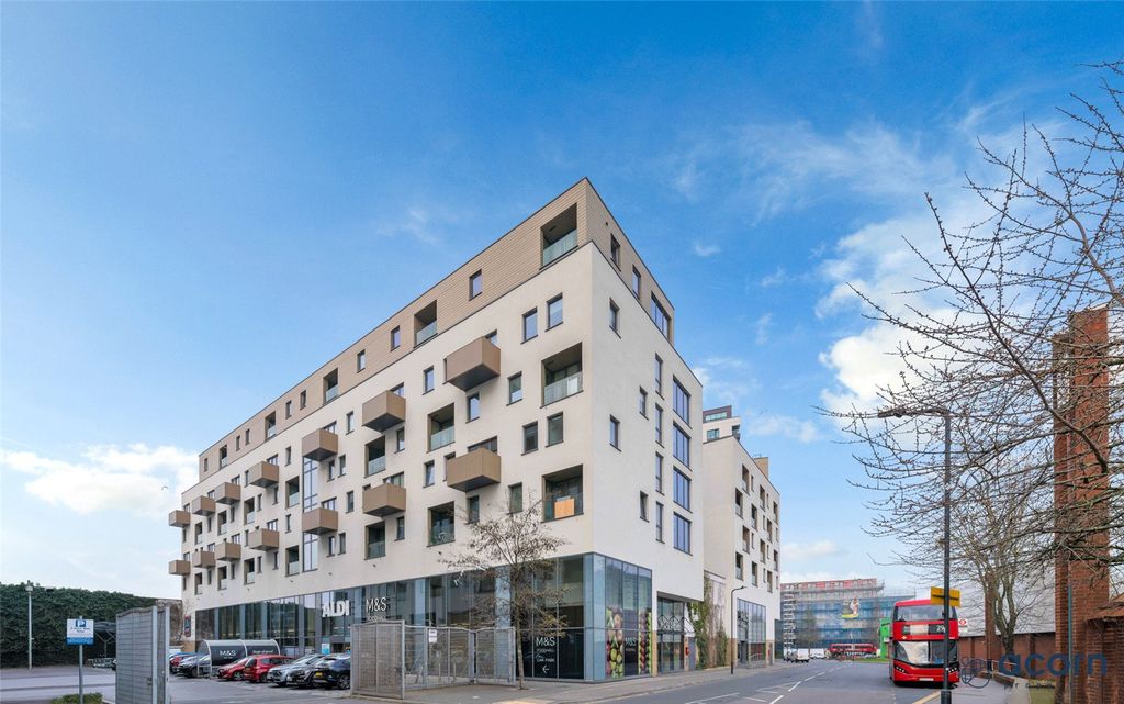 Property photo 1 of 16 Picture No. 15