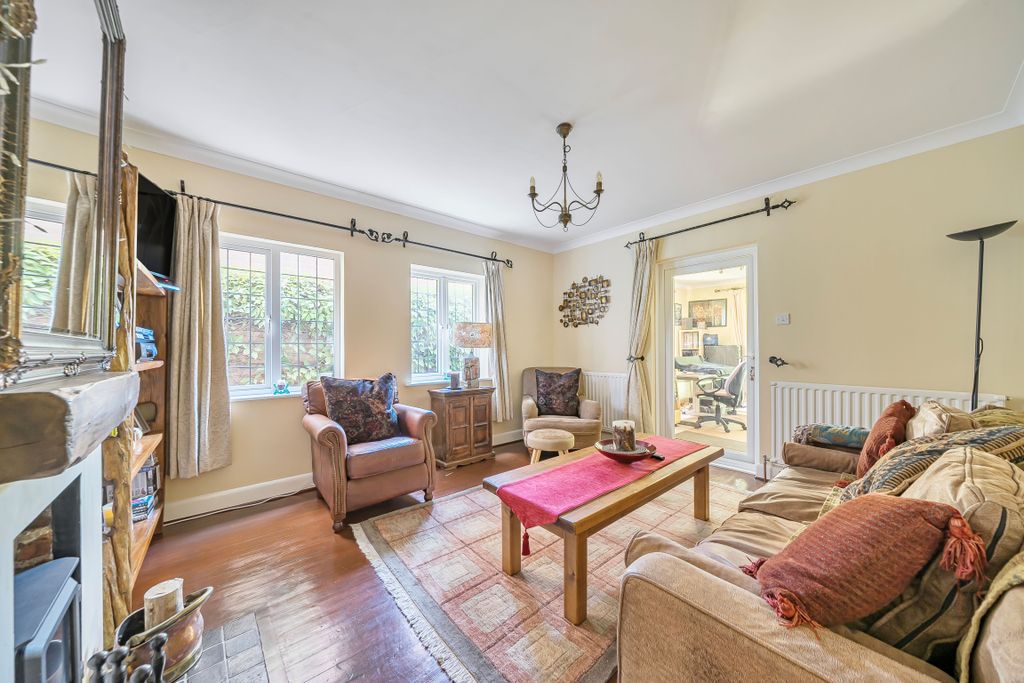 Property photo 2 of 15