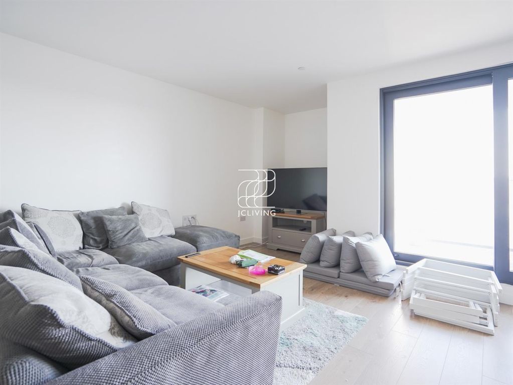 Property photo 2 of 11 Eb0833A1ba4c06Ca4F6Bed90A1c8906A.Jpg