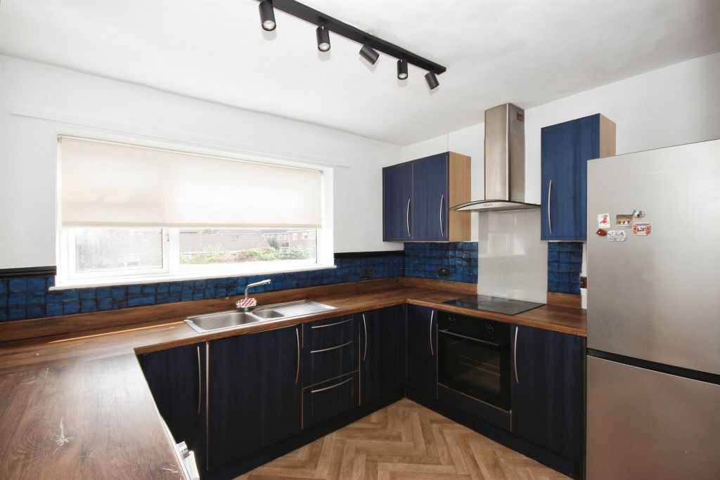 Property photo 3 of 17