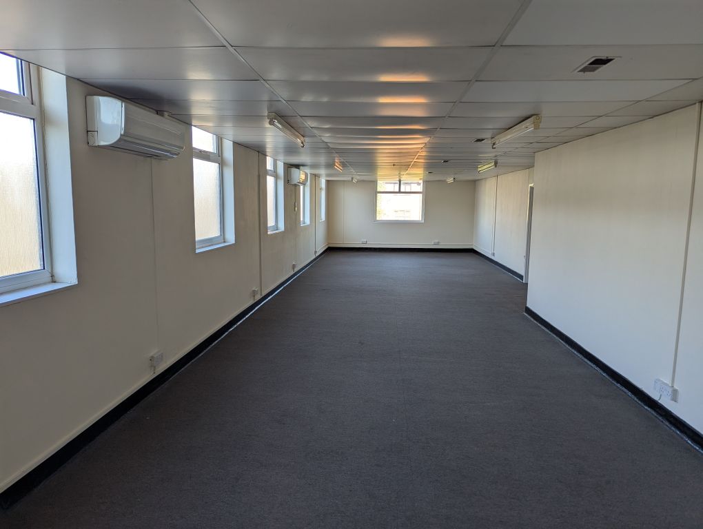 Property photo 3 of 5