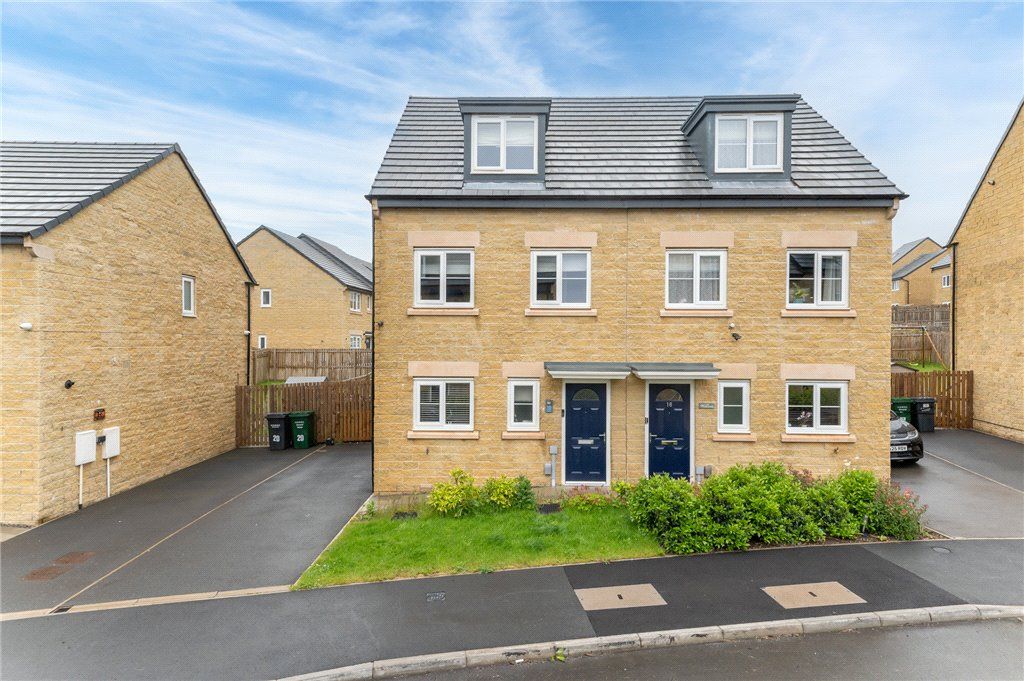 Property photo 1 of 21 Cote Meadows