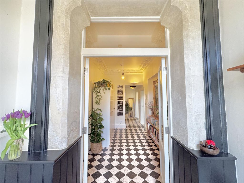 Additional image 4 of 2 bed flat for saleThe Avenue, Clevedon BS21