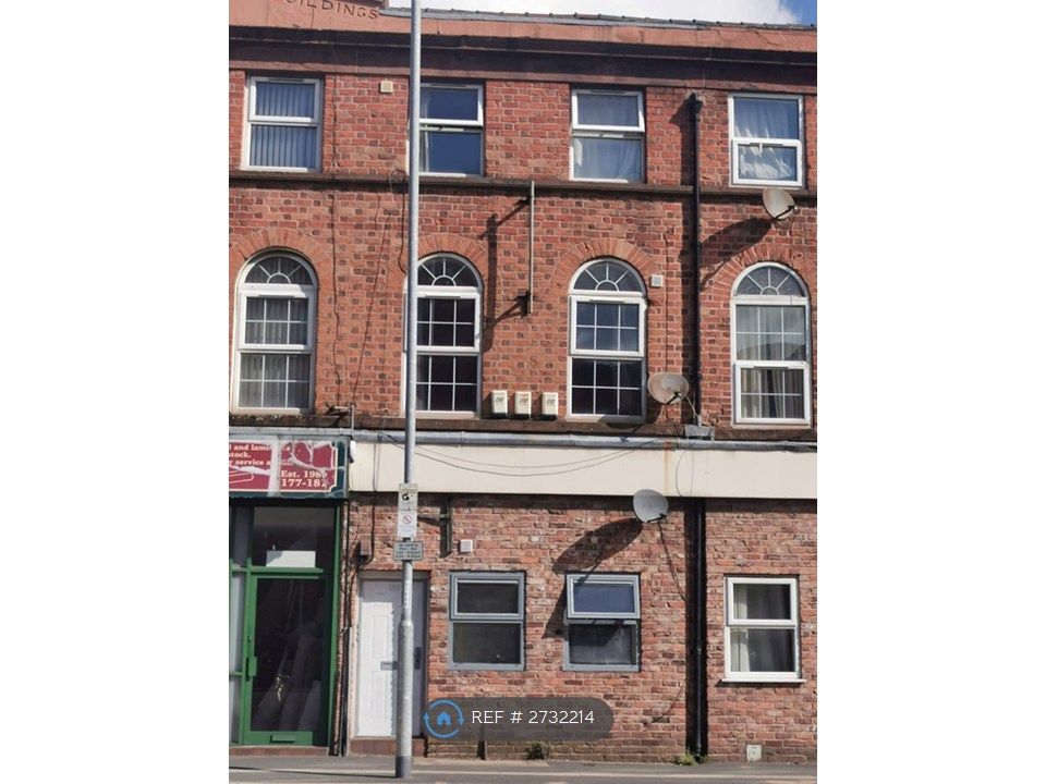 Property photo 2 of 13 Facade Top Floor