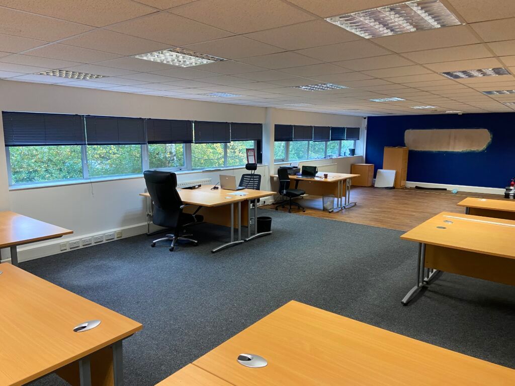 Property photo 3 of 7