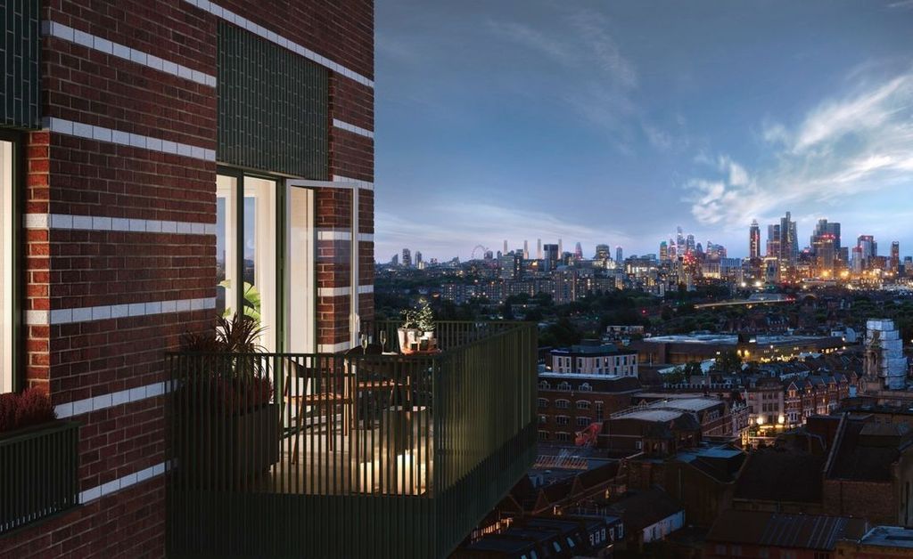 Property photo 2 of 11