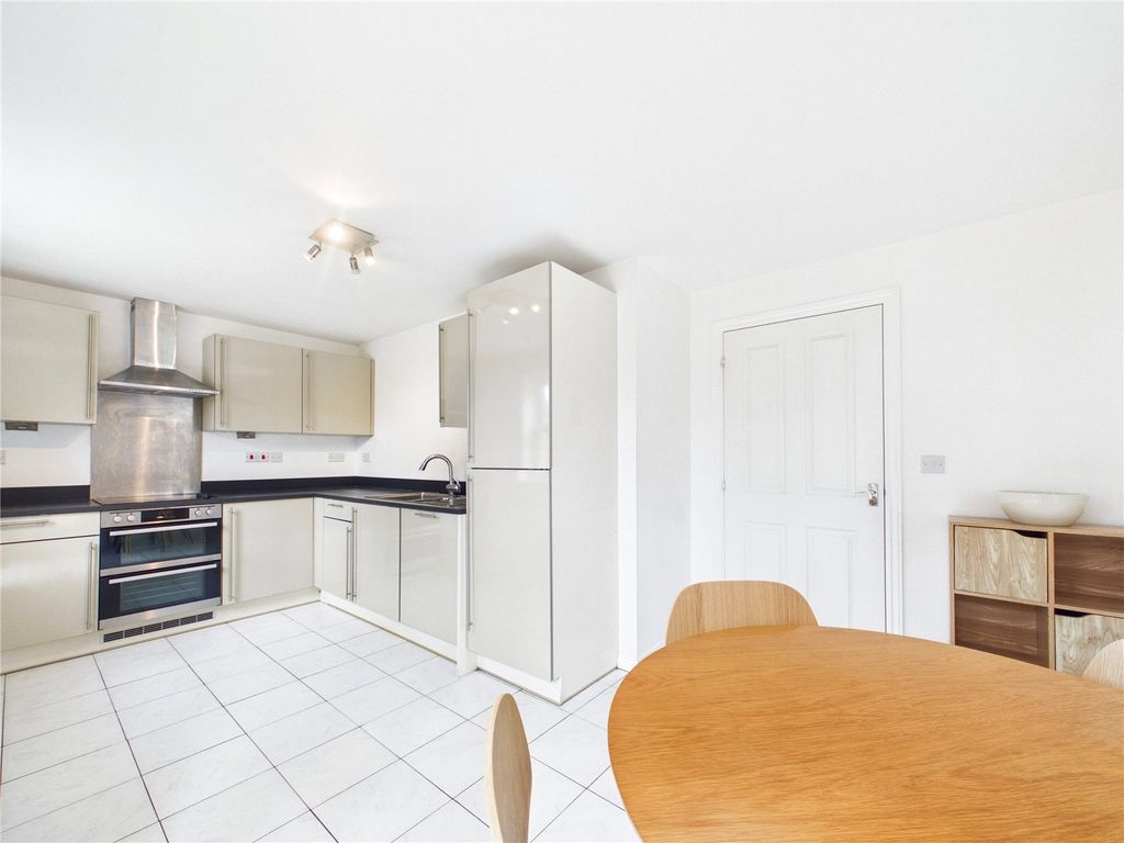 Property photo 3 of 19 Picture No. 22