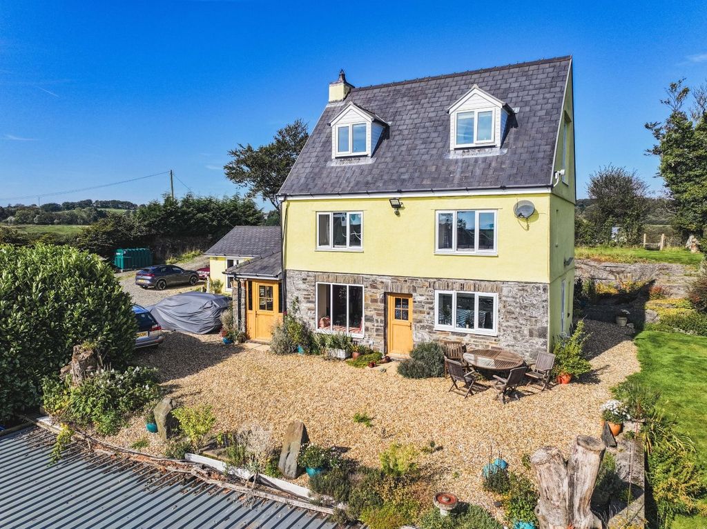 Property photo 1 of 79