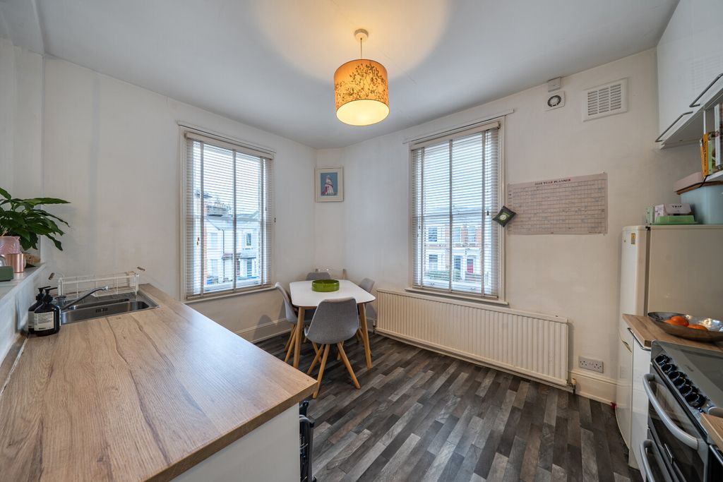 Property photo 3 of 18 1415919-10-69971E...