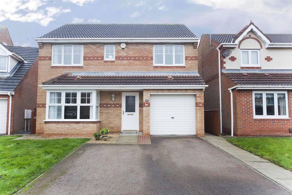 Property photo 1 of 29