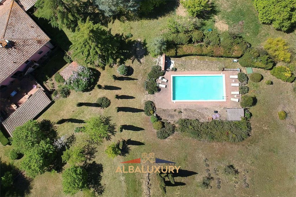 Property photo 1 of 36
