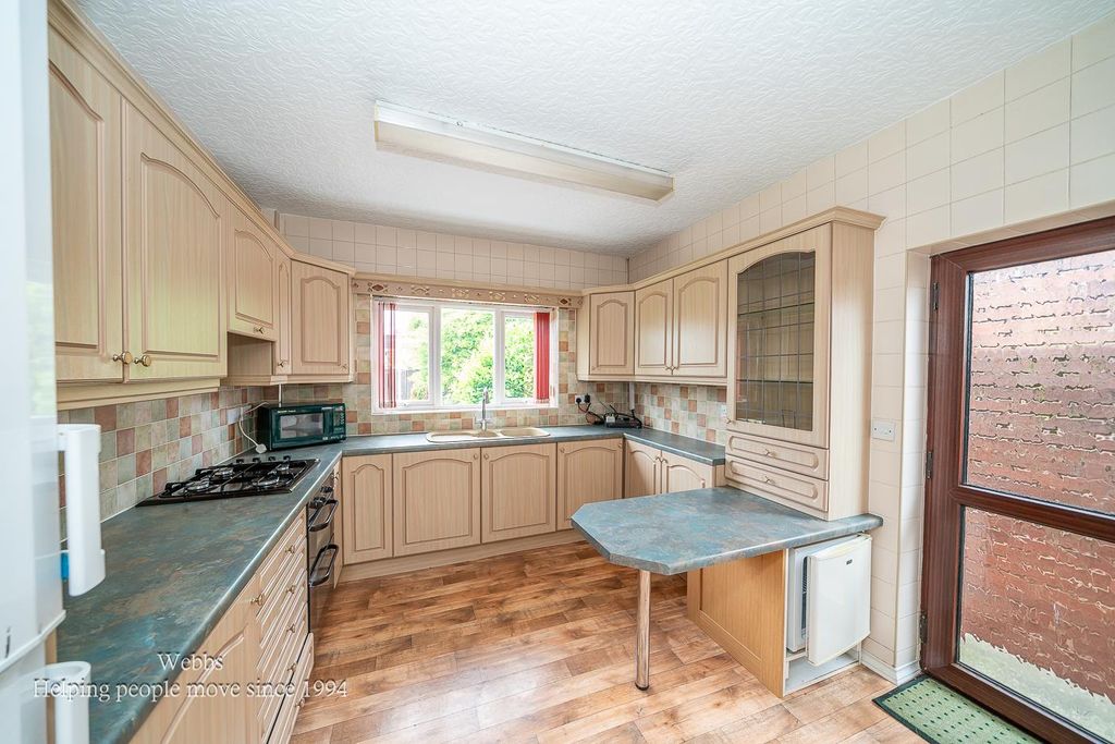 Property photo 2 of 28 Webbs-4.Jpg