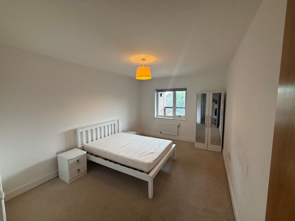 Property photo 2 of 9 Bedroom 1