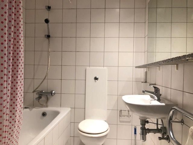 Property photo 3 of 4 Bathroom (3).Jpg