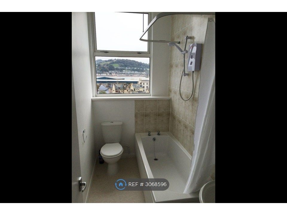Property photo 3 of 8 Bathroom