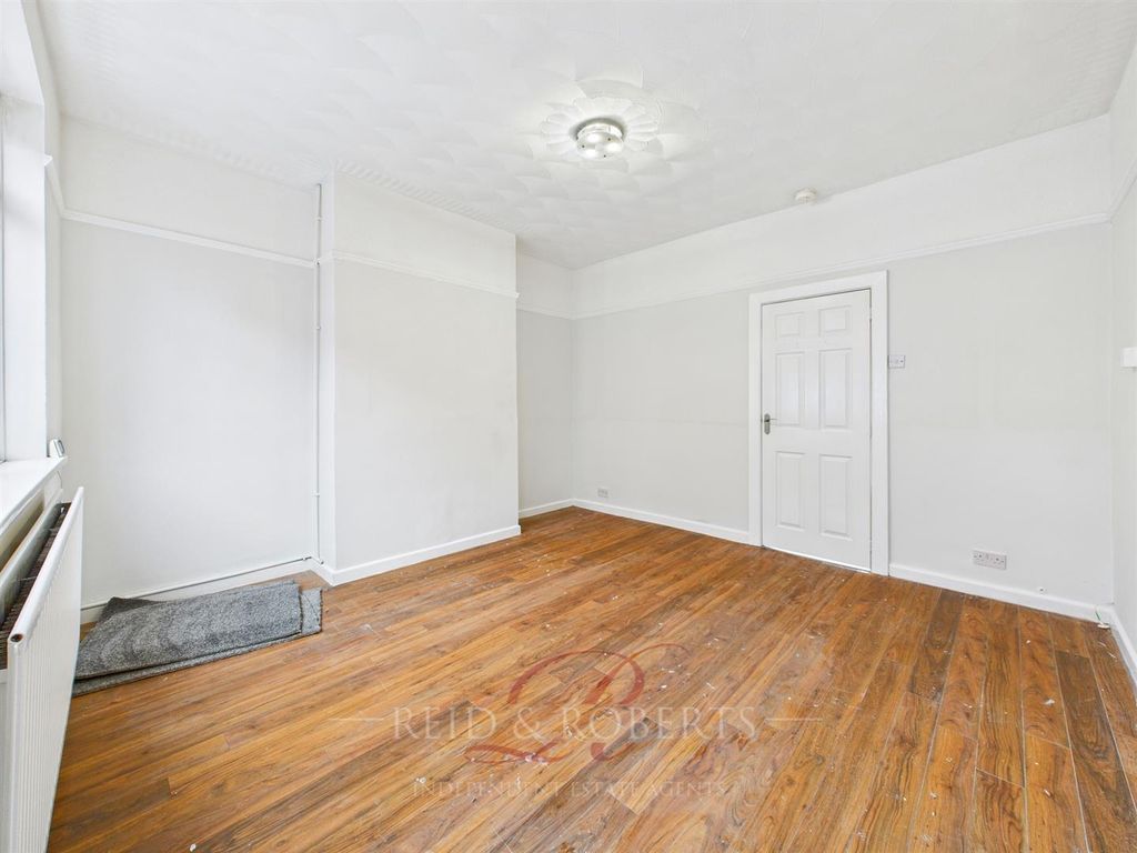 Property photo 2 of 19 Cam03999G0-Pr0202-Still001.Jpg