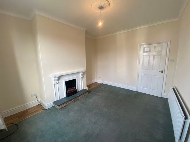 Property photo 3 of 10 Photo 7