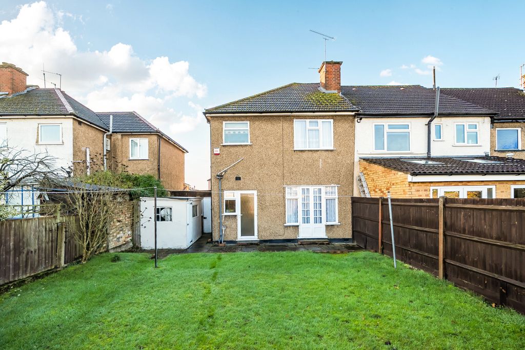 Property photo 2 of 18 1386395-18-69303F...